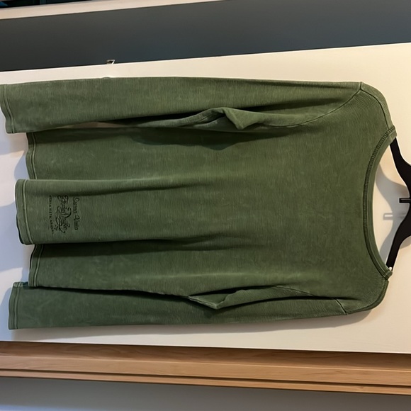 Harley Davidson long sleeve thermal. - Picture 3 of 4